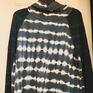 Long sleeve cowl neck top